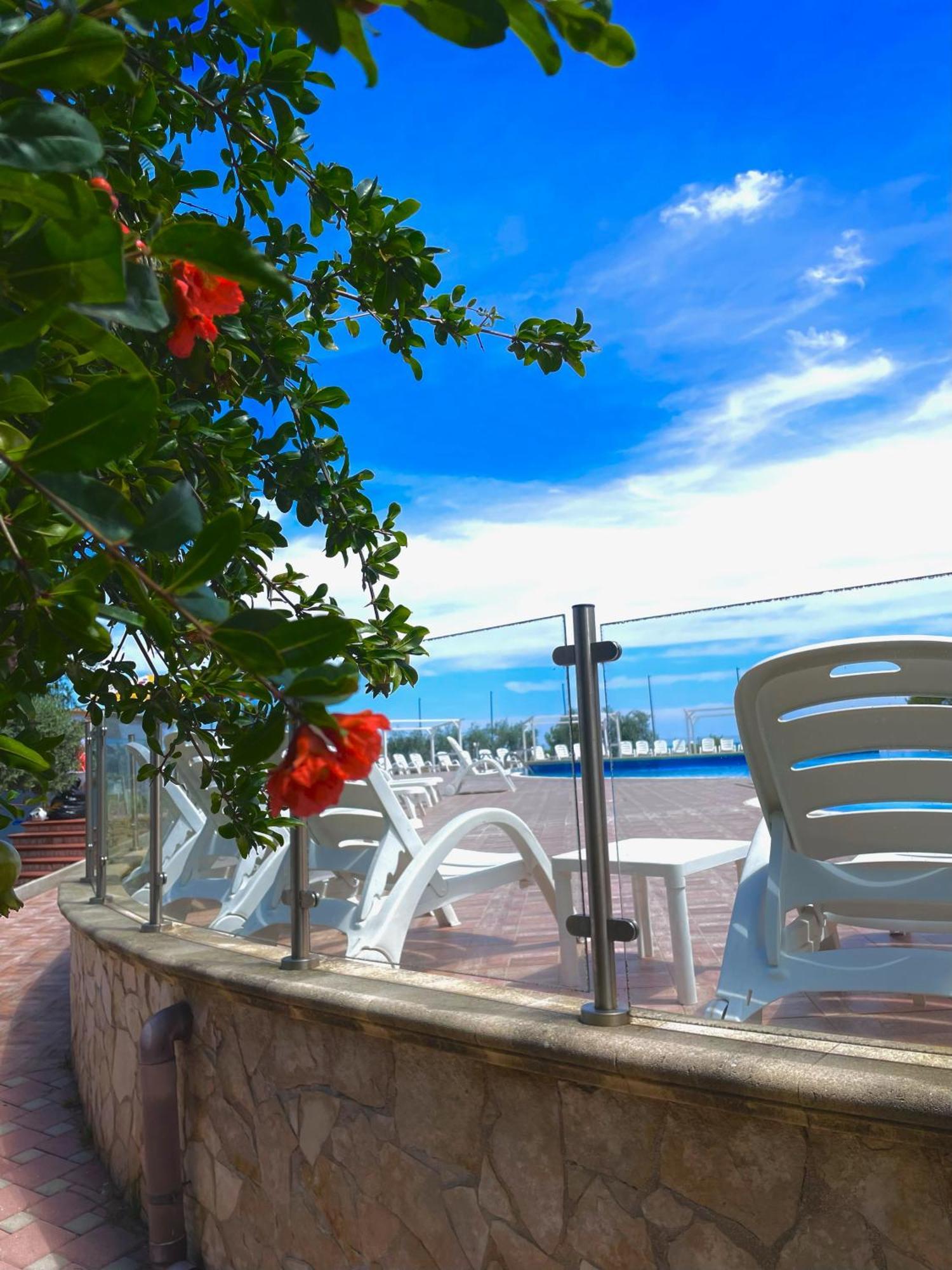Villaggio La Giara Βιέστε Εξωτερικό φωτογραφία