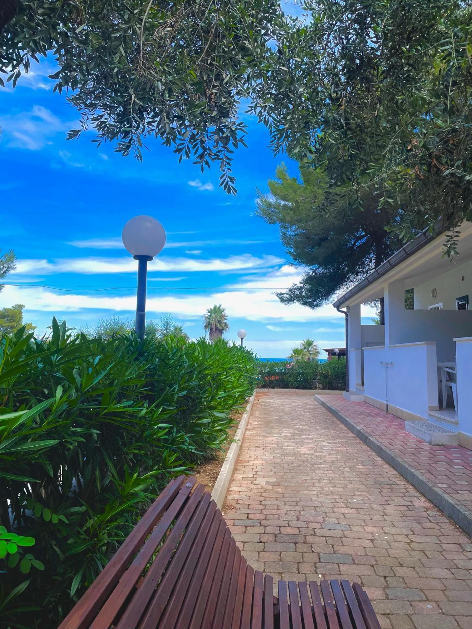 Villaggio La Giara Βιέστε Εξωτερικό φωτογραφία